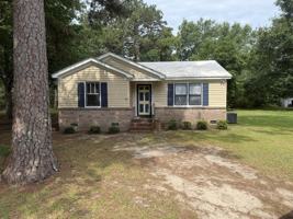 featured image of 15 Sharolyn St