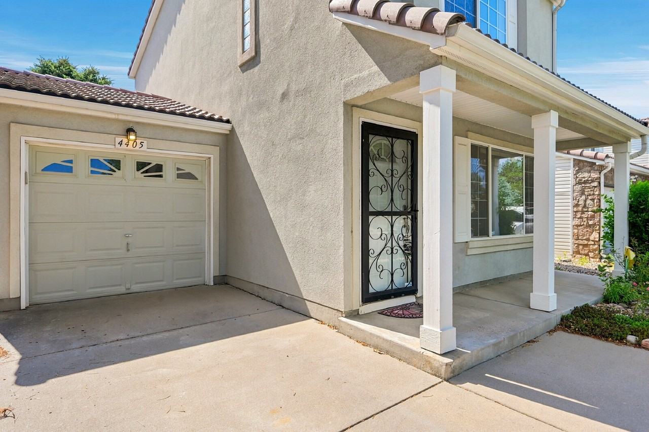 4405 Argonne St - Photo 3 of 32