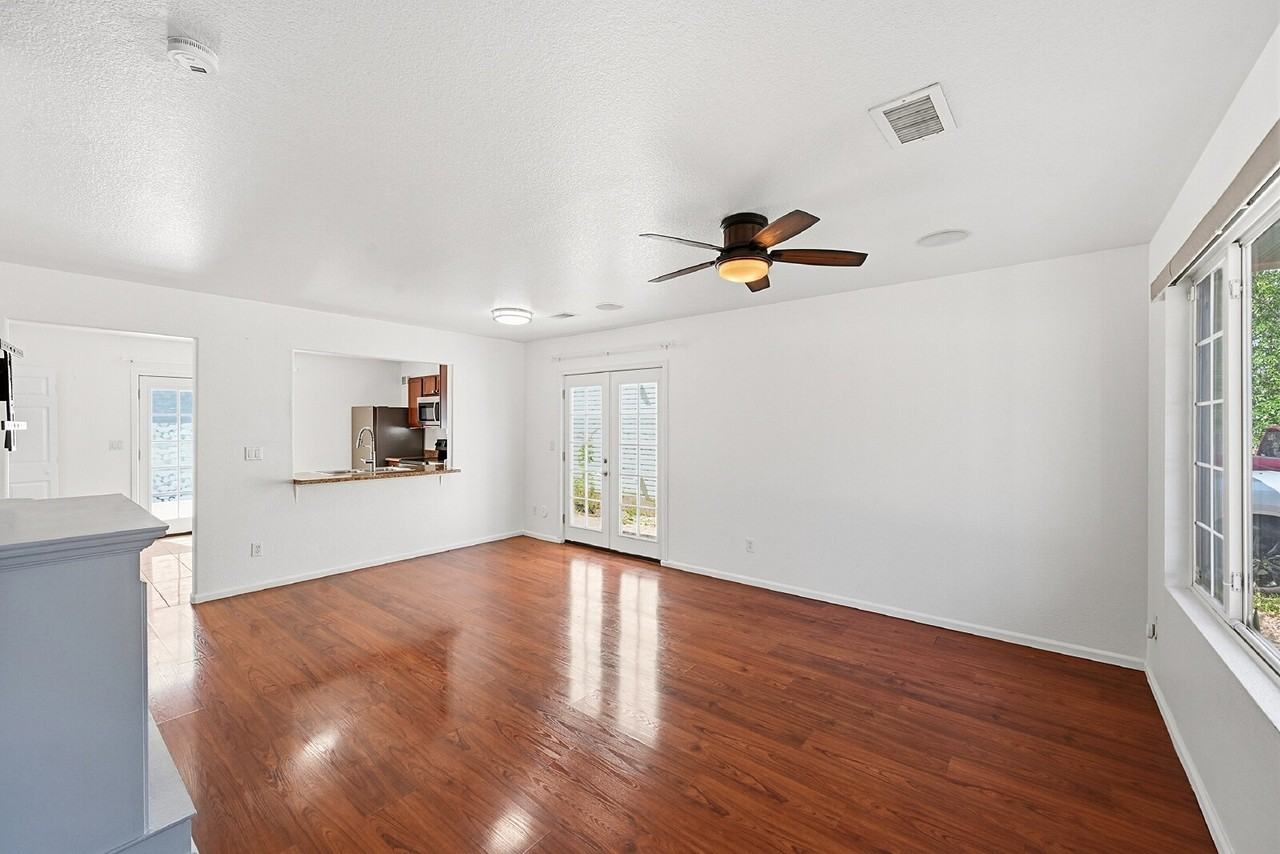 4405 Argonne St - Photo 4 of 32