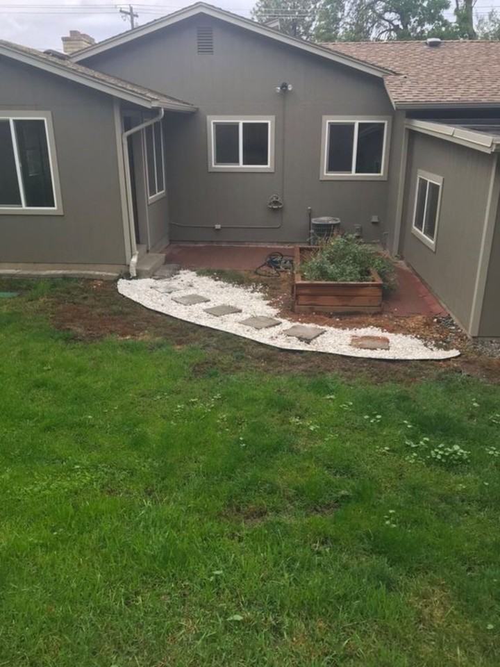 632 Logan St - Photo 7 of 16