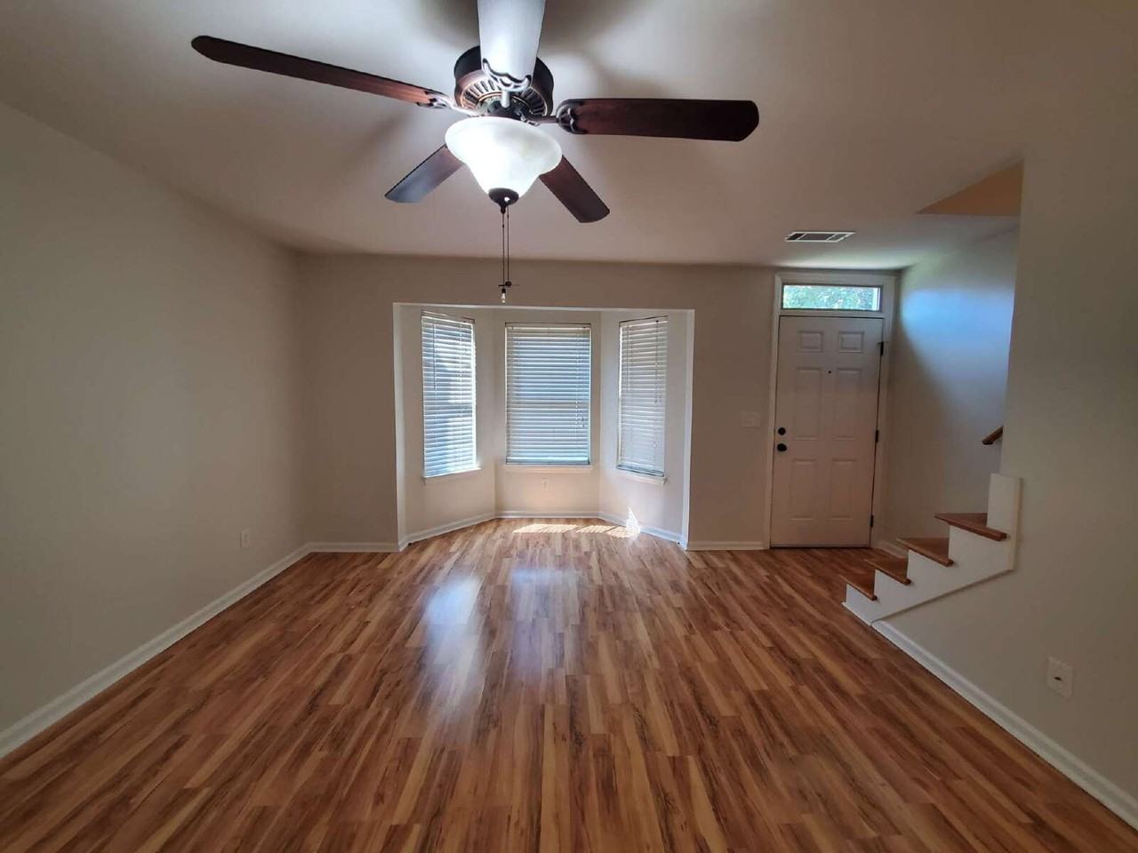 250 Sanders Ferry Rd - Photo 3 of 26