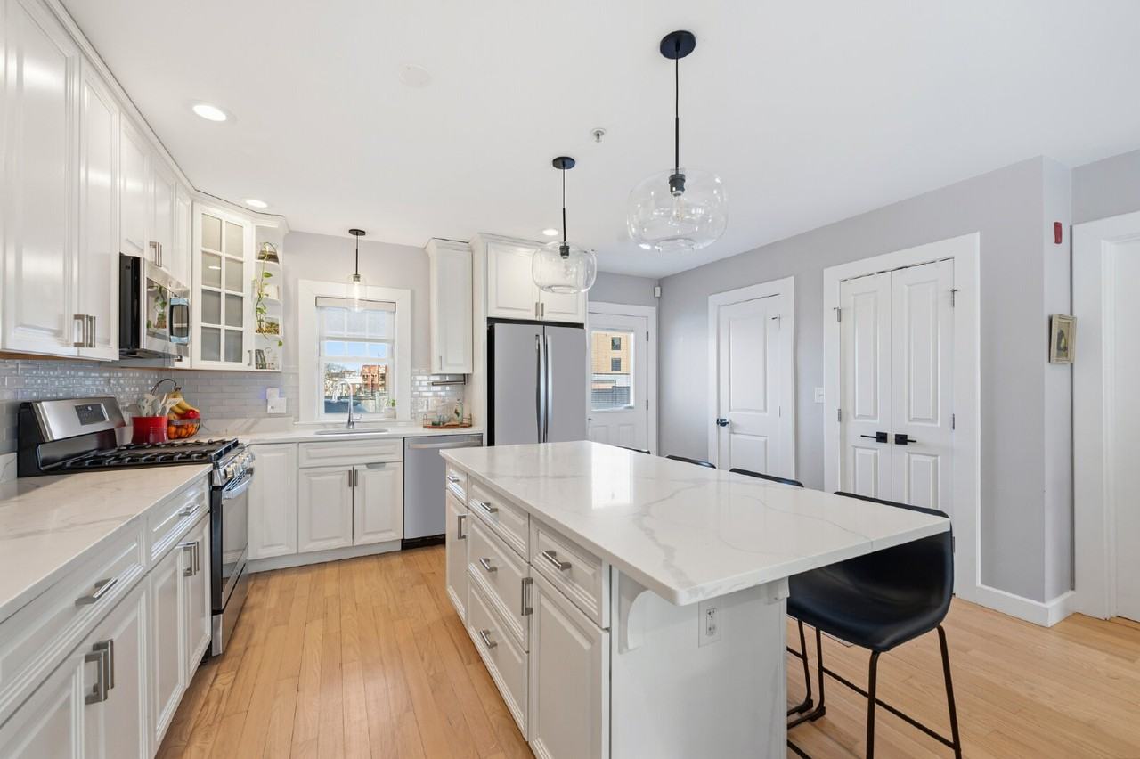 35 Tuckerman St #35A - Photo 3 of 35