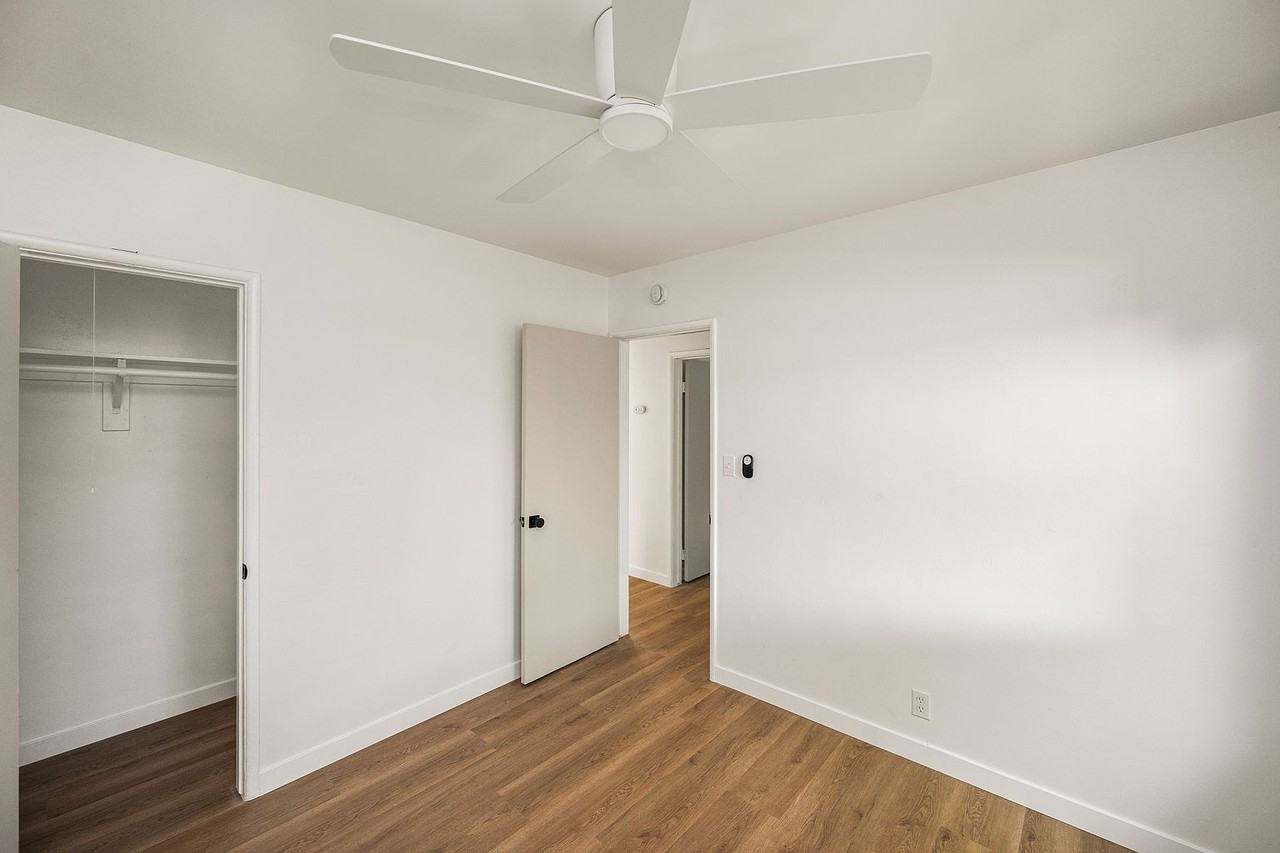 1519 S Towner St - Photo 7 of 10