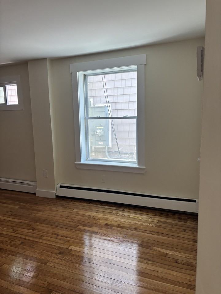 286 Beacon St #C - Photo 5 of 6
