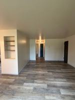 featured image of 3309 E Edgemere Dr