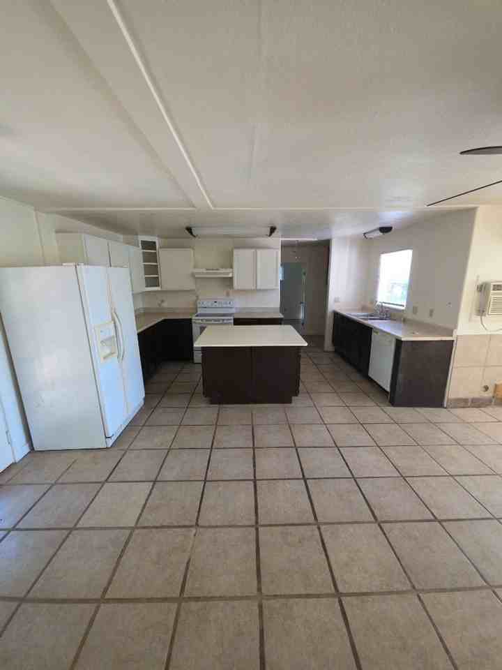 9633 Middle Creek Rd - Photo 5 of 21