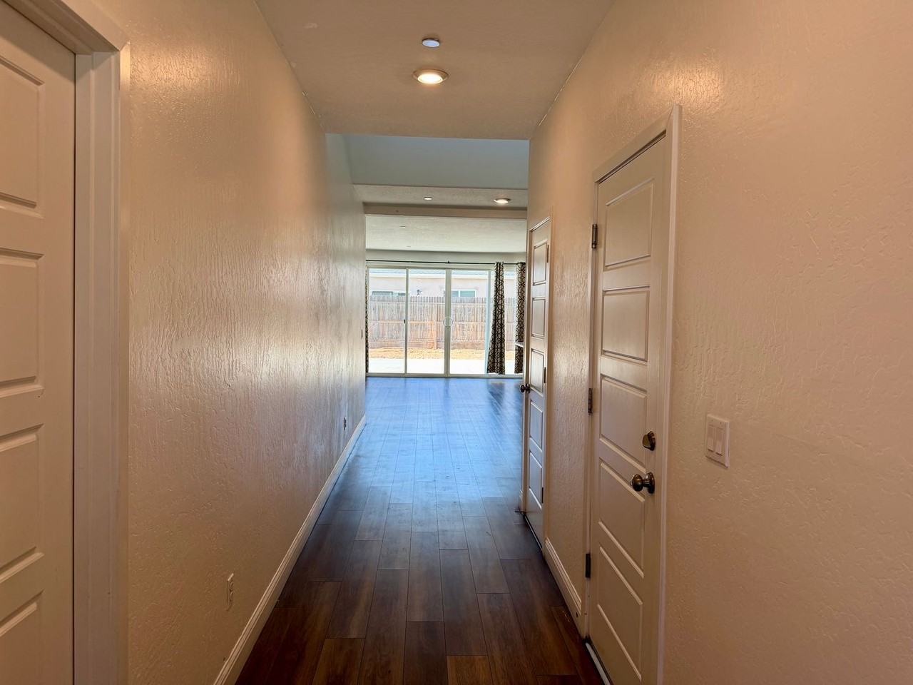 5817 E Truman Ave - Photo 3 of 31