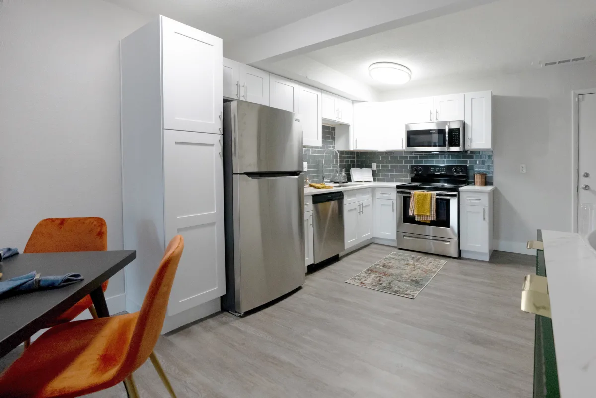 Spanish Lake Townhomes - Photo 3 of 32