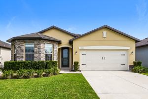featured image of 1880 Cayman Cove Cir