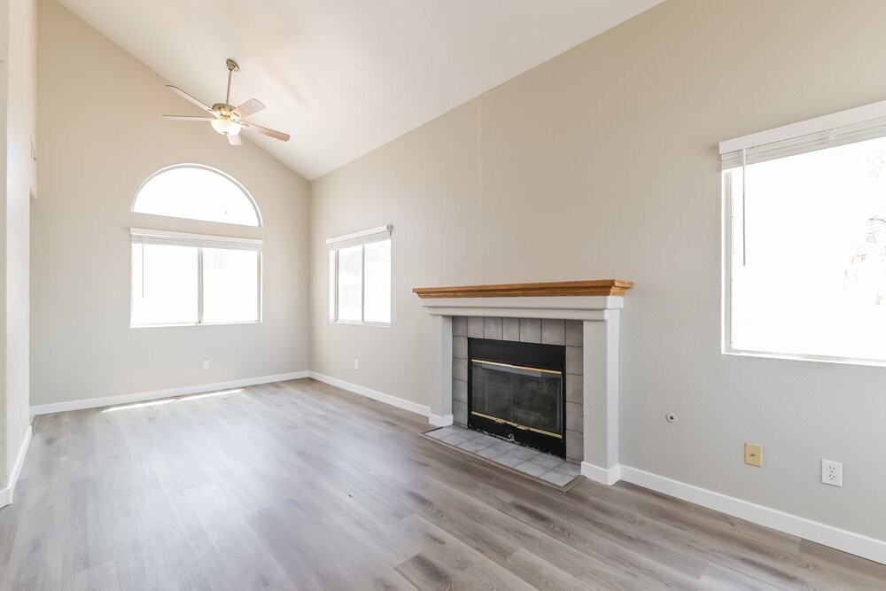 2205 Farmouth Cir - Photo 5 of 17