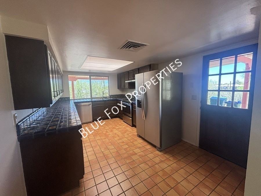 6521 N Calle Padre Felipe - Photo 2 of 26
