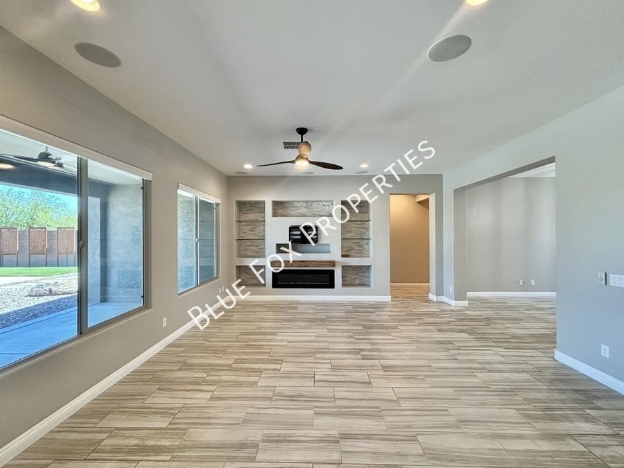 11583 N Big Star Trl - Photo 5 of 34