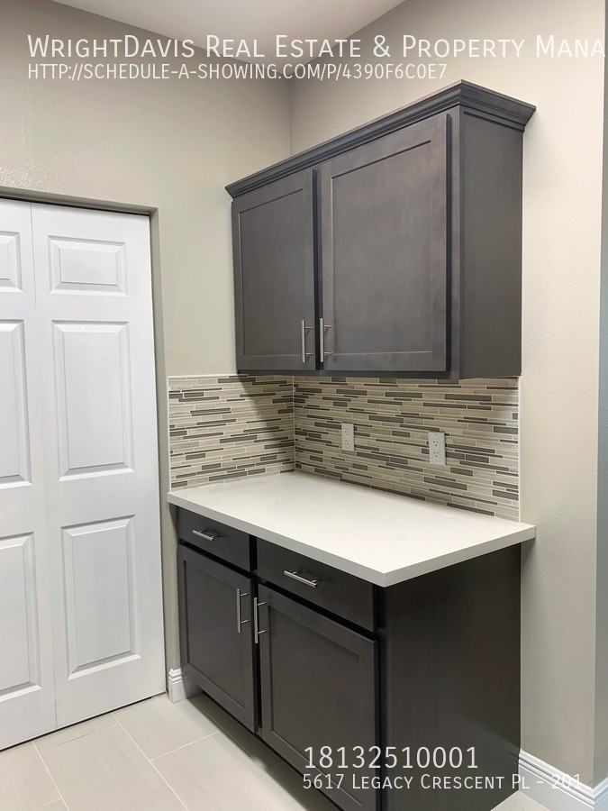 5617 Legacy Crescent Pl #201 - Photo 6 of 25