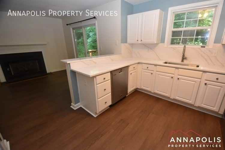 1291 Circle Dr - Photo 6 of 33