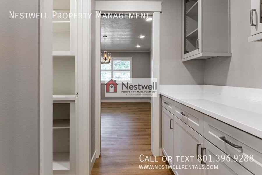 2710 S Highland Dr #11 - Photo 5 of 25
