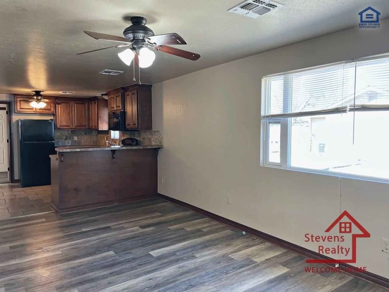 1604 Nw Lindy Ave - Photo 4 of 21