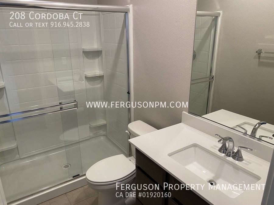 208 Cordoba Ct - Photo 4 of 19