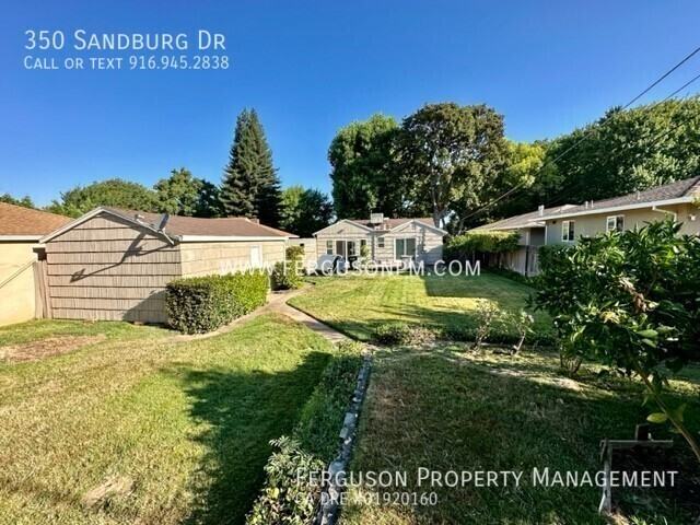350 Sandburg Dr - Photo 4 of 32
