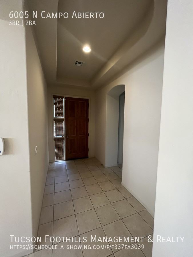 6005 N Campo Abierto - Photo 3 of 35