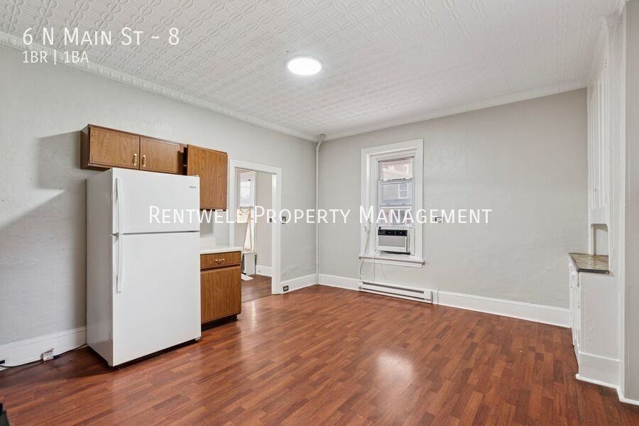 6 N Main St #8 - Photo 4 of 14