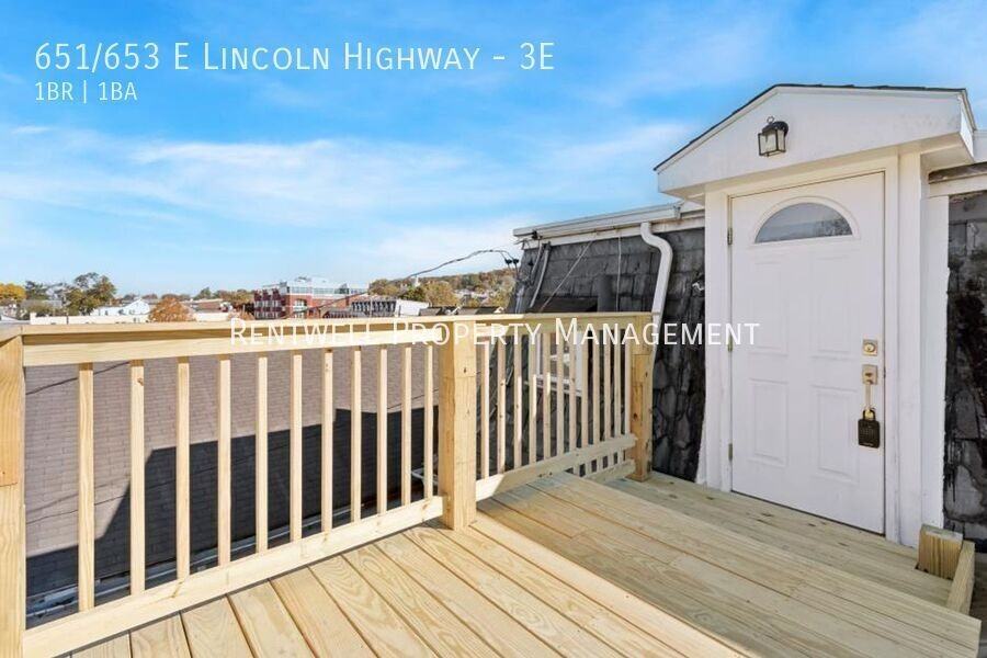 LINCOLN & #3E - Photo 2 of 15