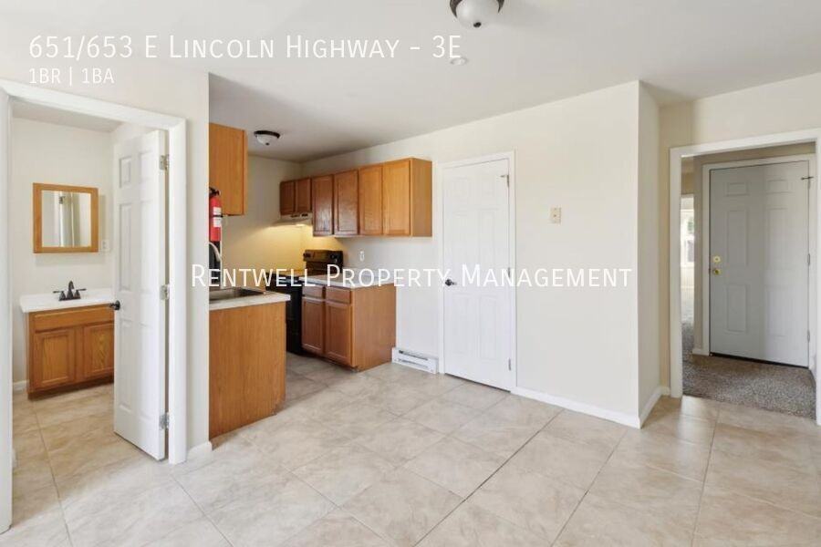 LINCOLN & #3E - Photo 6 of 15