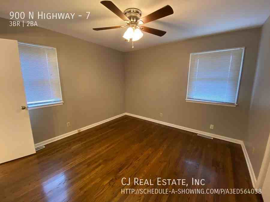 900 E State Rte E #7 - Photo 5 of 11