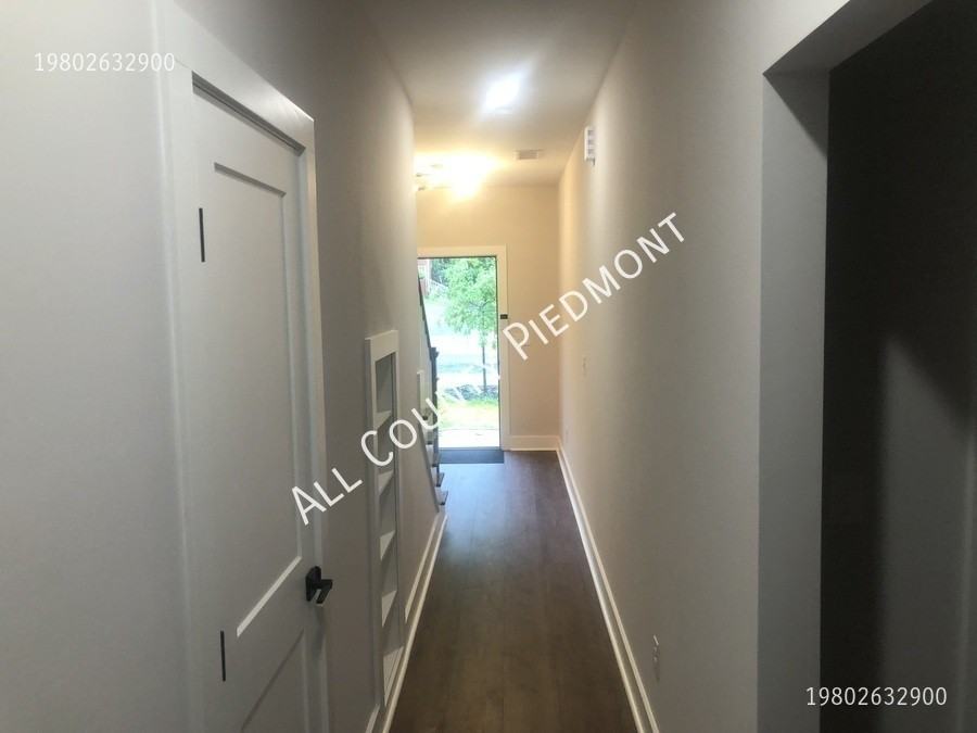 3217 Credenza Rd - Photo 5 of 12
