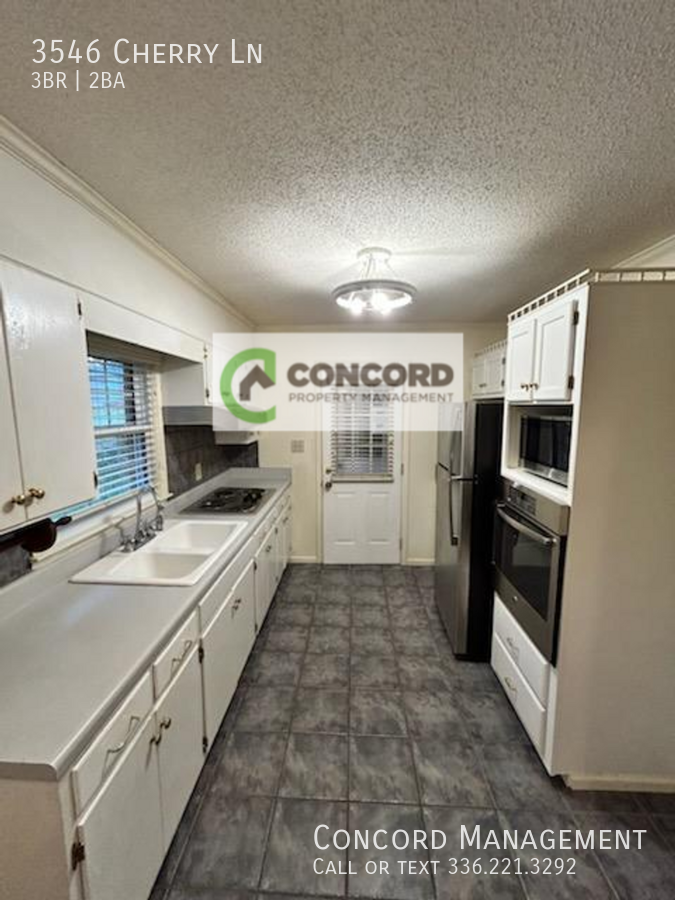 3546 Cherry Ln - Photo 7 of 19