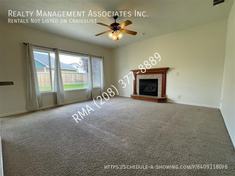 4336 N Chatterton Ave - Photo 6 of 17