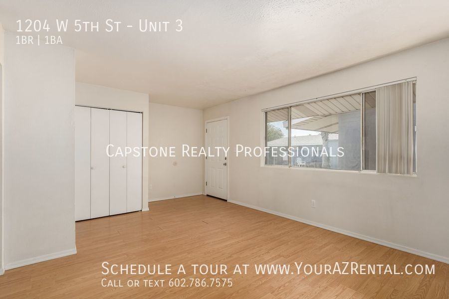1204 W 5th St #3 - Photo 2 of 25