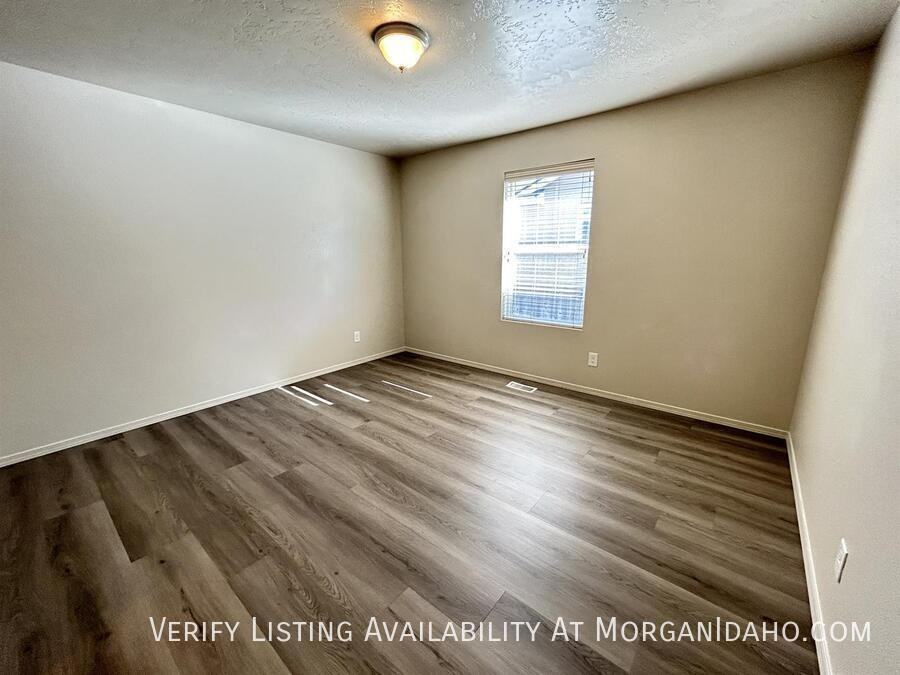 1723 W Bayeux Dr - Photo 6 of 15