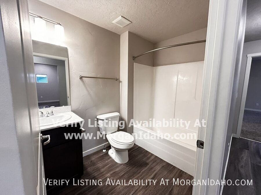 1021 S Elder St #203 - Photo 6 of 12
