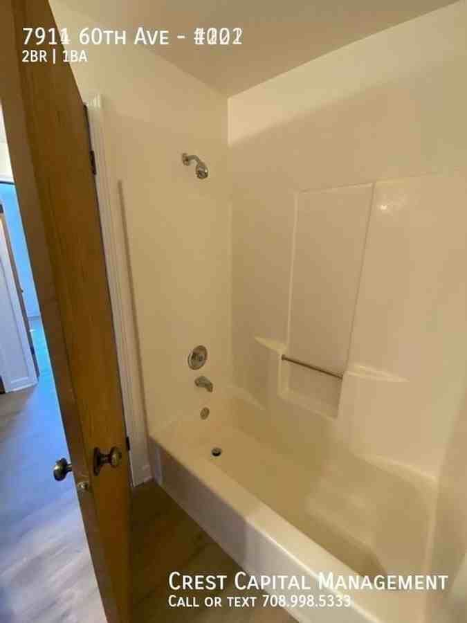 8011 60th Ave #13 - Photo 2 of 11