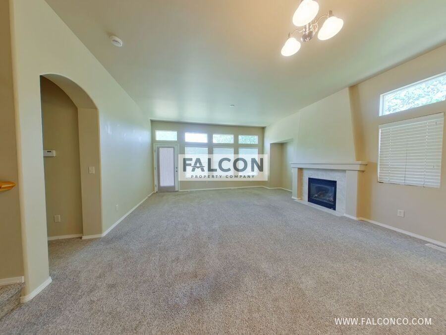 10525 Black Elk Way - Photo 2 of 19