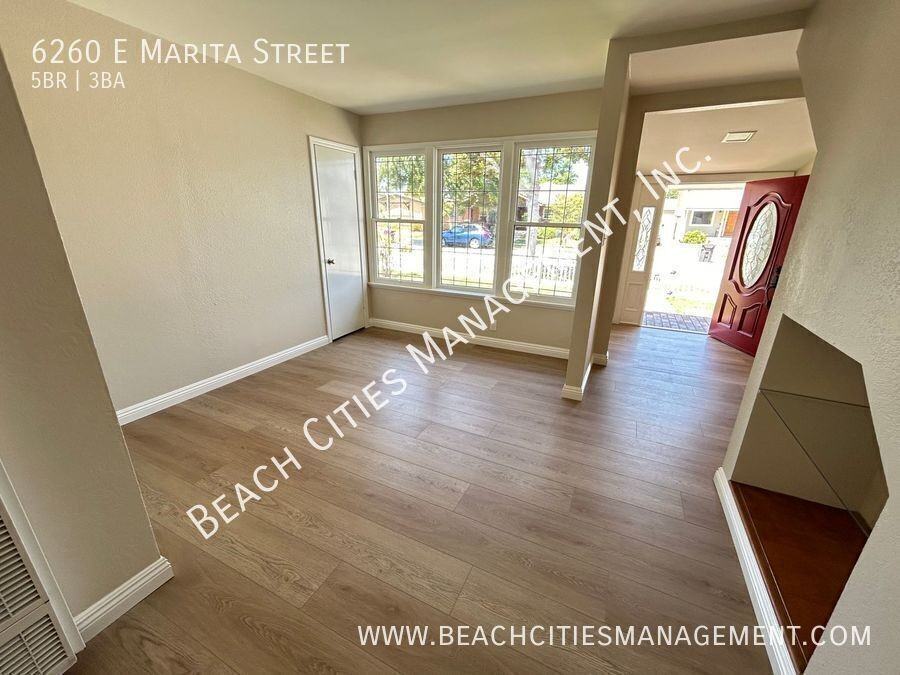 6260 E Marita St - Photo 5 of 50