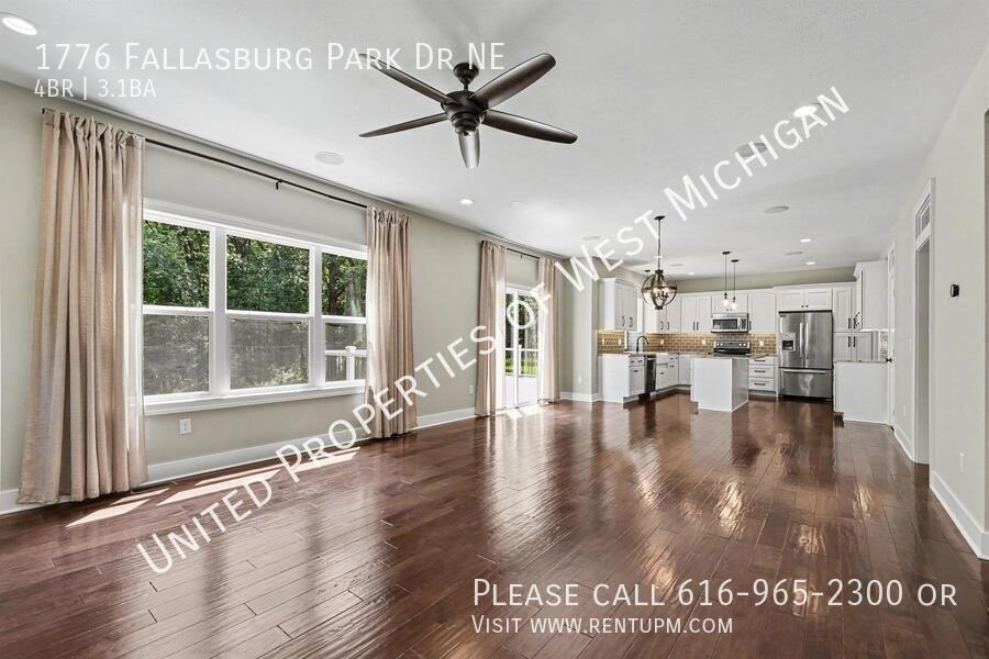1776 Fallasburg Park Dr Ne - Photo 4 of 23
