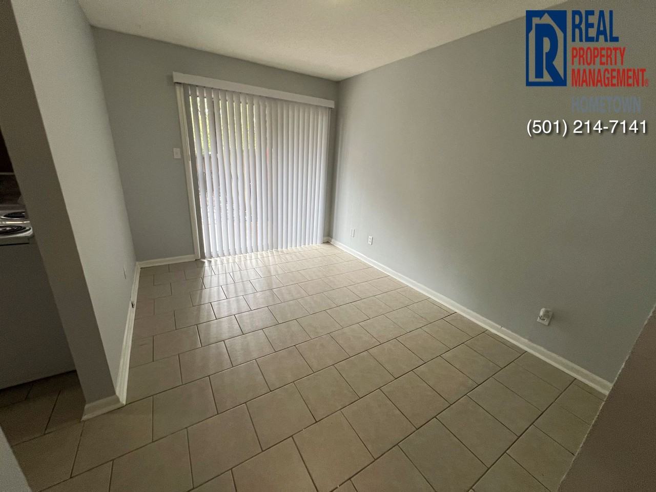 2714 John Ashley Dr - Photo 2 of 14