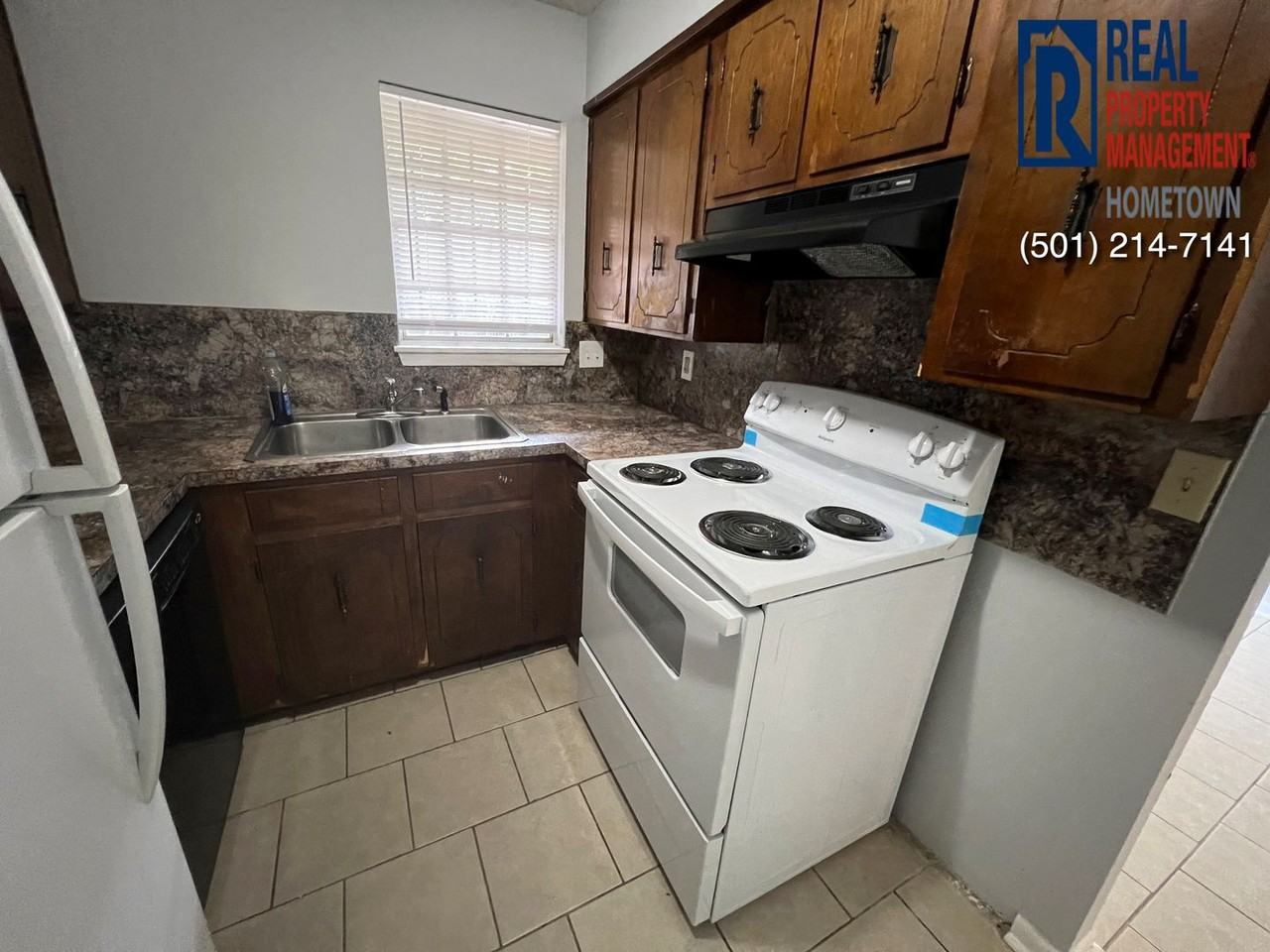 2714 John Ashley Dr - Photo 4 of 14