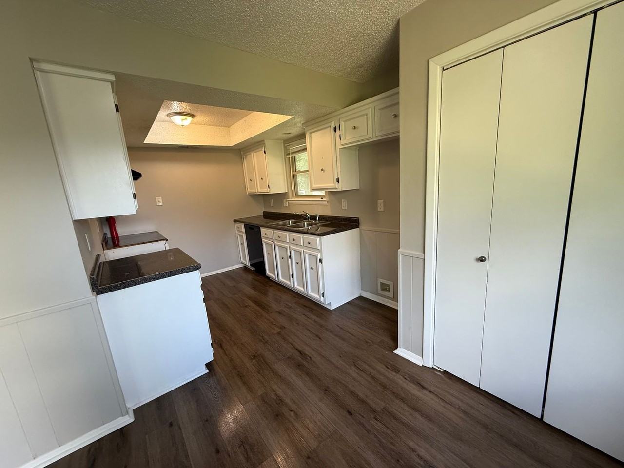 32 Del Tara Dr - Photo 6 of 21