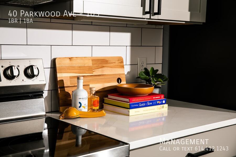 40 Parkwood Ave #103 - Photo 7 of 20