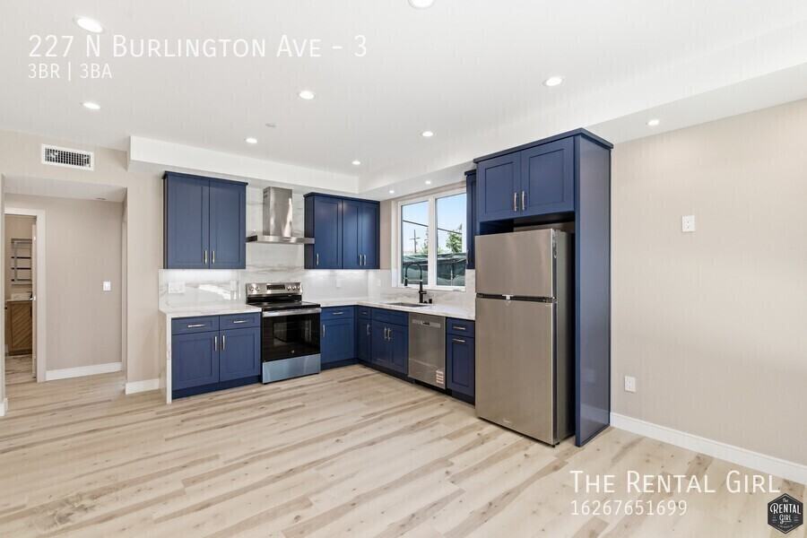 227 N Burlington Ave #3 - Photo 2 of 25