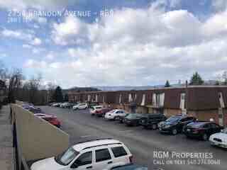 2754 Brandon Ave Sw #B9 - Photo 2 of 4