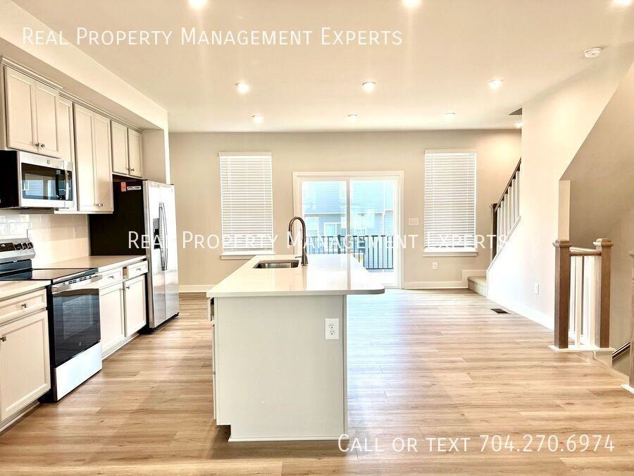 1068 Bracken Hill Rd - Photo 5 of 17