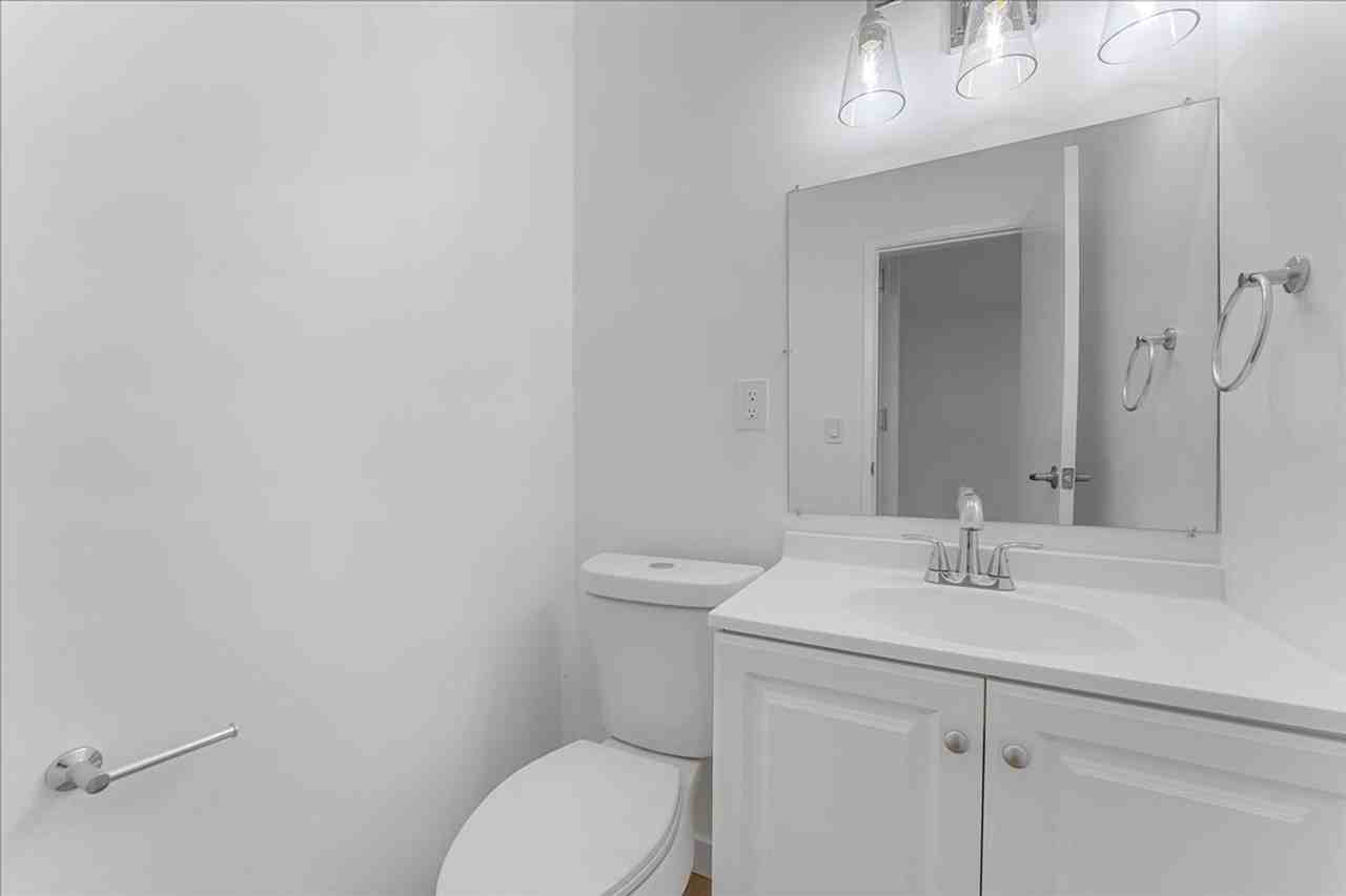 3528 E 2nd St #04 - Photo 7 of 22
