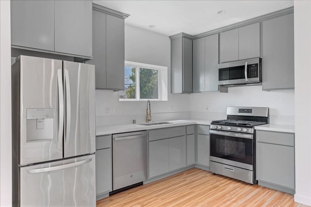 4019 Mont Clair St - Photo 3 of 18