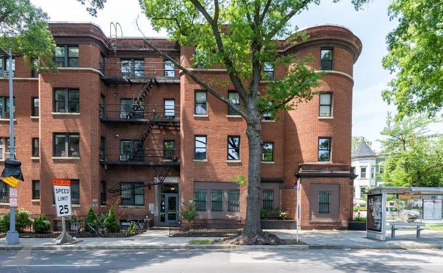 5 Rhode Island Ave Nw #401 - Photo 3 of 31