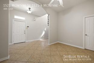 1521 McIntyre St 1521-4 McIntyre #4 - Photo 1 of 1