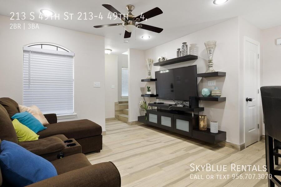 213 S 49th St 213-4 49th #4 - Photo 6 of 22
