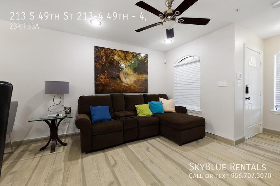 213 S 49th St 213-4 49th #4 - Photo 7 of 22